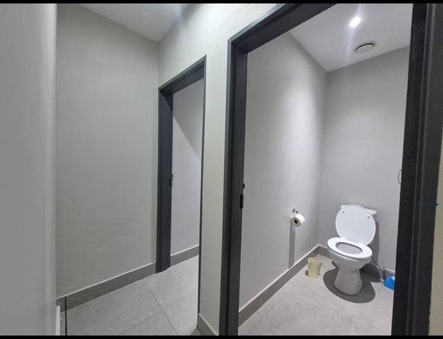 26M² OFFICE TO LET IN WYNBERG